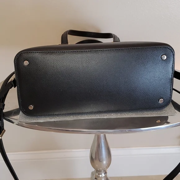 🎉HP🎉! Kate Spade ♥️NWT♥️ Medium Black Dome Satchel! - Picture 14 of 16
